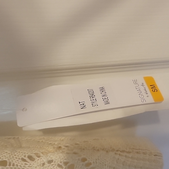 Signature by Robbie Bee Cardigan Sweater, Size Small, New with tags - Picture 3 of 5